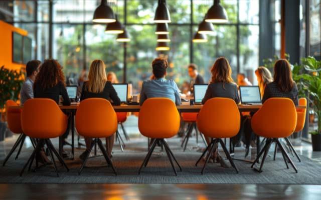 Minute Taking 101: Skills, Tips and Tricks to Own Your Meeting